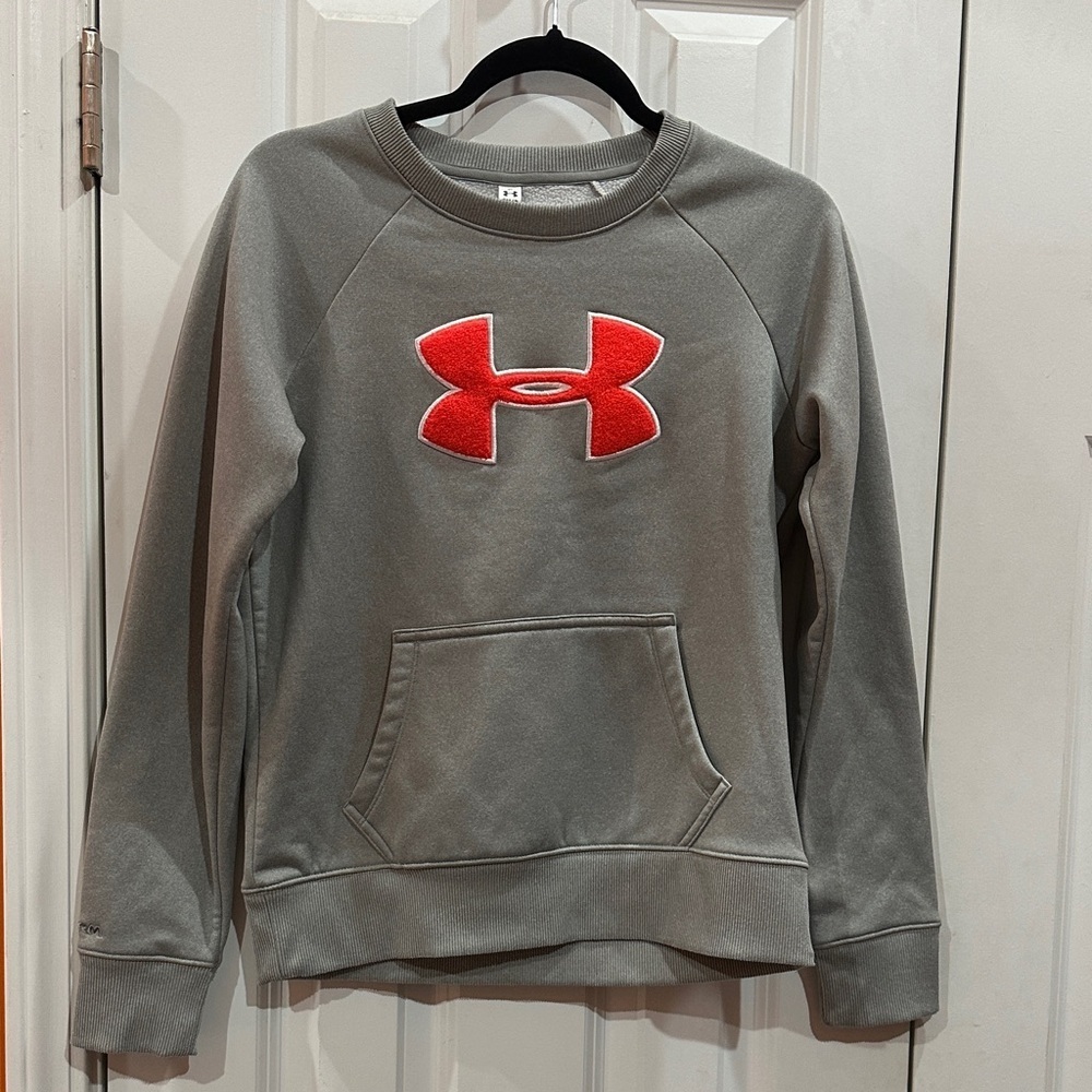 NWOT Under Armour Gray Pullover with Red Emblem size S